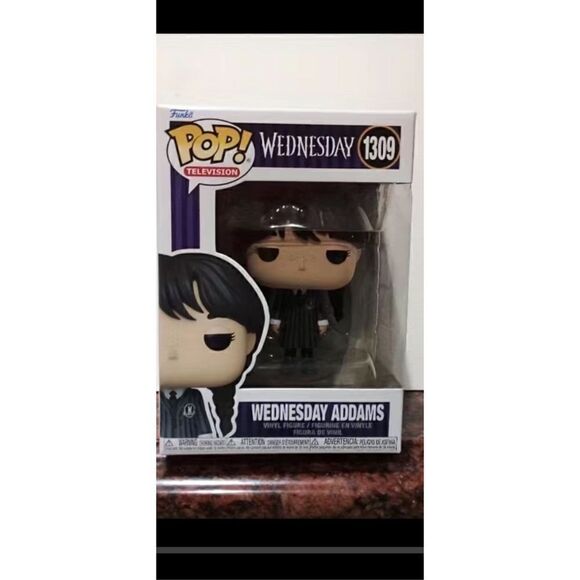 Funko Pop  1309 Wednesday figure from adams family - Picture 8 of 8